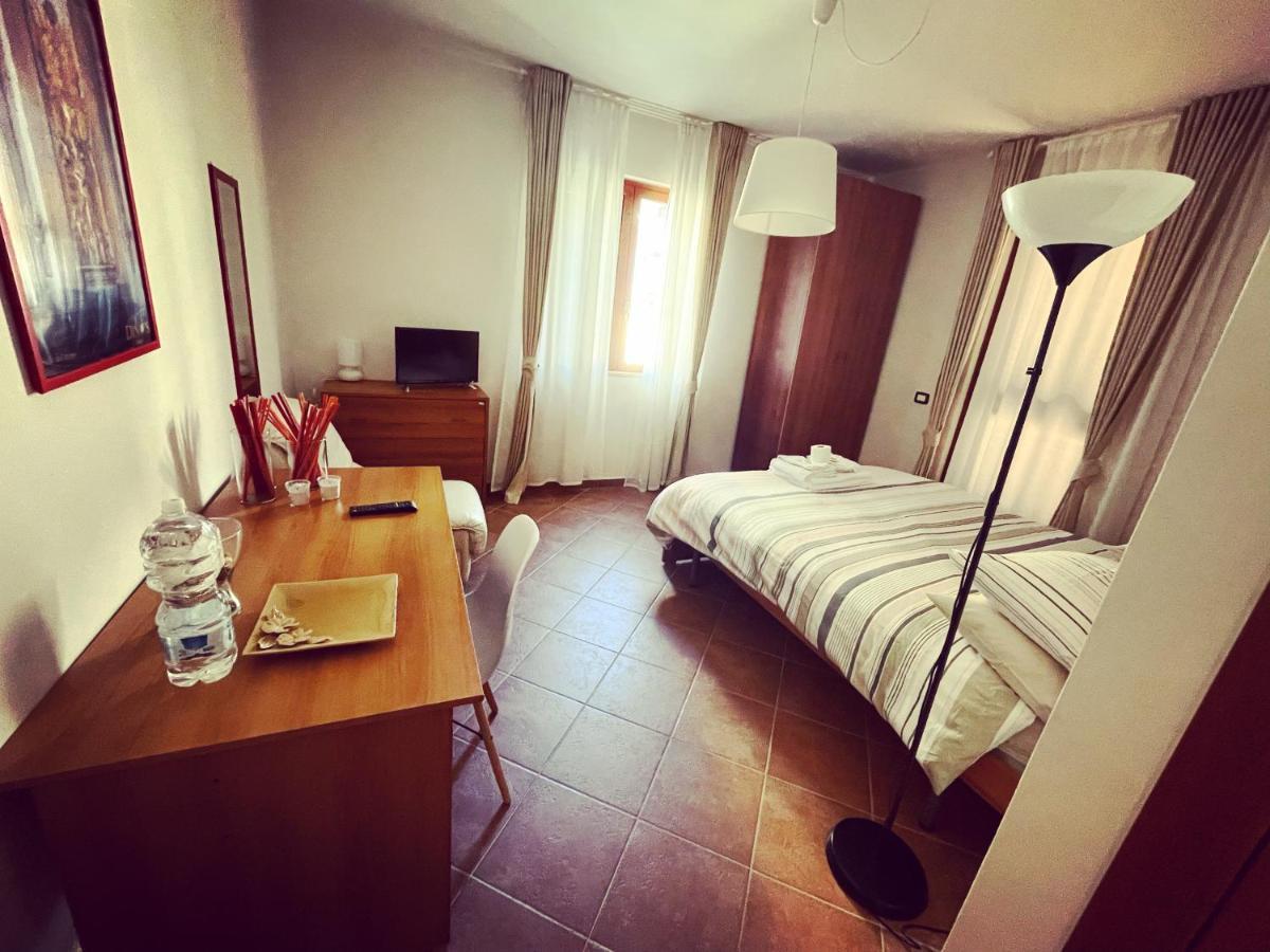 Dino'S B&B 卡萨普拉 外观 照片